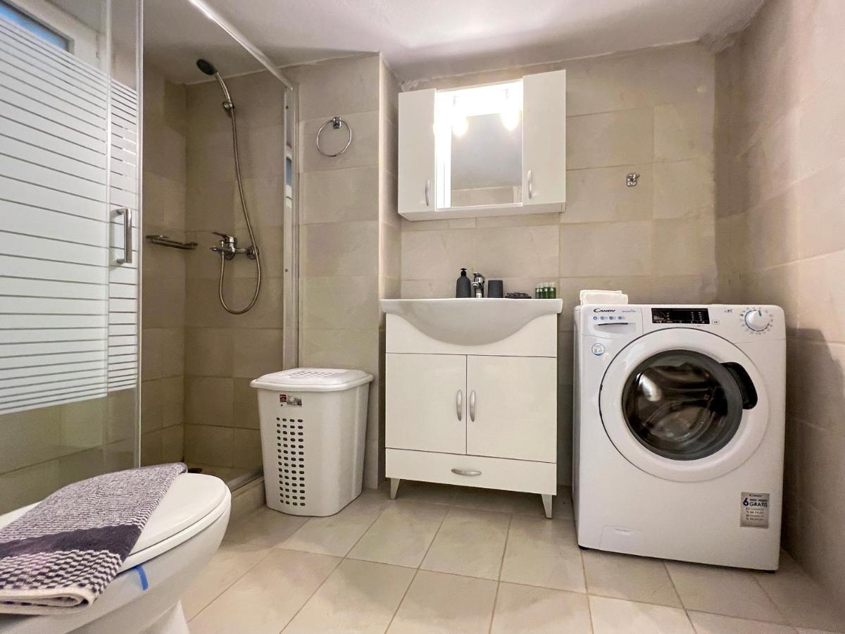 Chiou Spacious 90Sqm Apt In Athens Ngoại thất bức ảnh